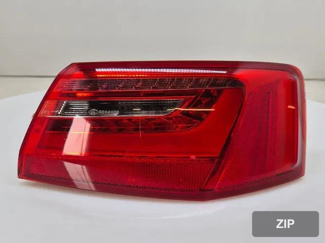 Audi A6 2010 — фонарь задний правый внешний 4G5945096A