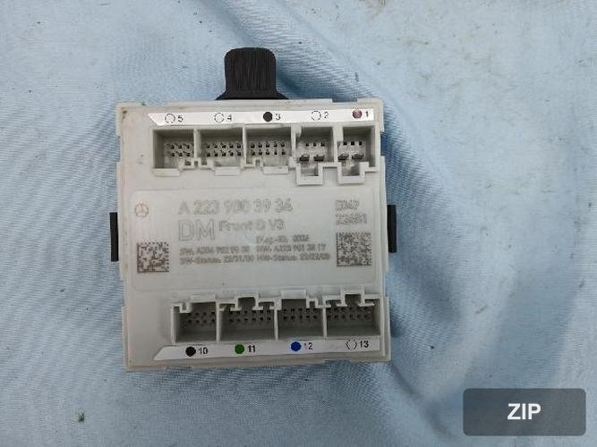 Mercedes-Benz EQS 2024 — переднее правое крыло A 223 900 39 34