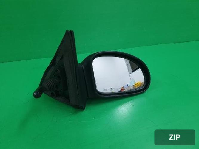 Kia Avella 1996 — боковое зеркало правое KK372 6918002