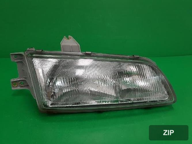 Hyundai Grand Starex 1999 — фара передняя правая 921024A000