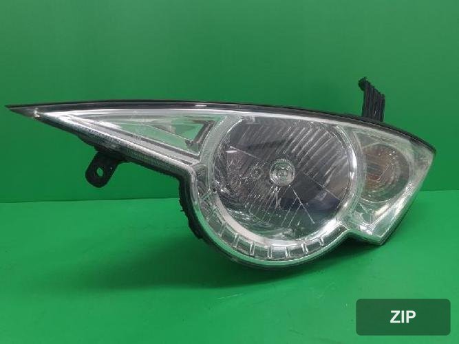 SsangYong Actyon 2008 — фара левая 8310131103