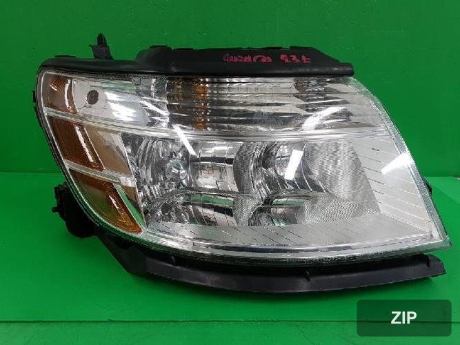 Ford Taurus 2008 — фара правая 8G13 13005 A