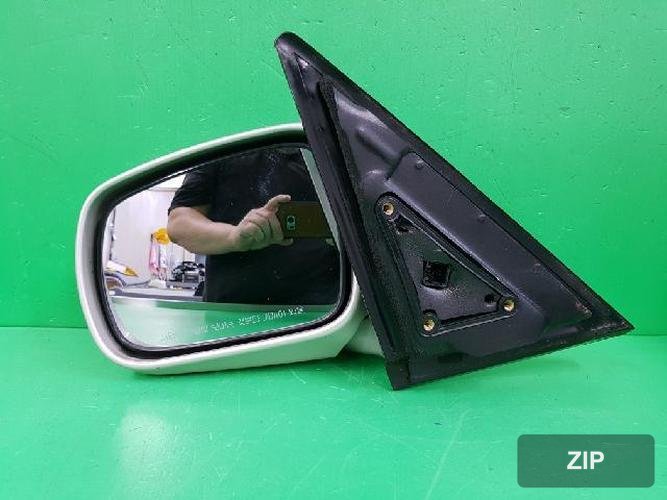 Hyundai Terracan 2003 — боковое зеркало левое 87630 H1000
