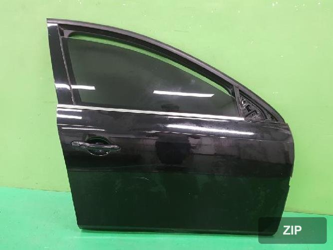 Renault SM5 2010 — дверь передняя правая