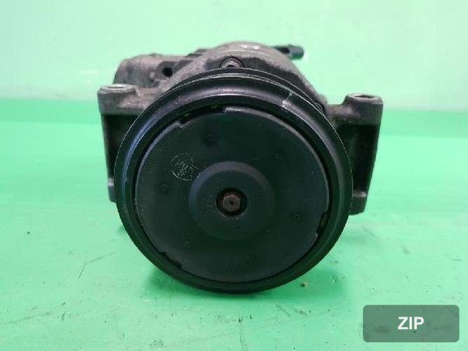 Audi A4 2009 — компрессор кондиционера 8KD 260 805