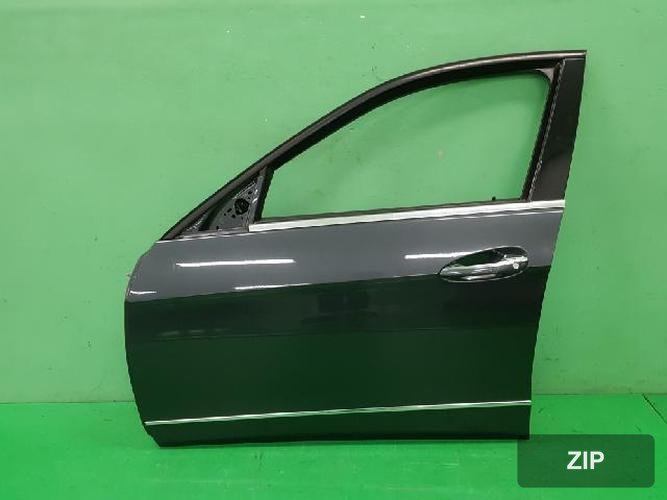 Mercedes-Benz E-Class 2010 — передняя дверь левая
