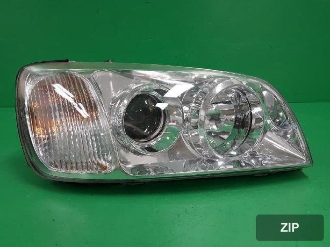 Hyundai Grandeur 2001 — фара головного света правая 9210239001