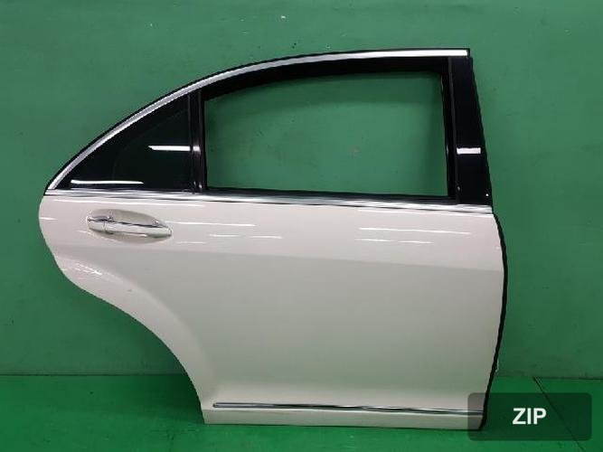 Mercedes-Benz S-Class 2008 — дверь задняя правая