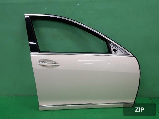 Mercedes-Benz S-Class 2008 — дверь передняя правая