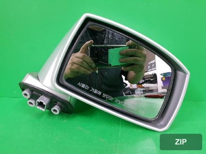 Hyundai Tucson 2005 — боковое зеркало правое 87620 2C070