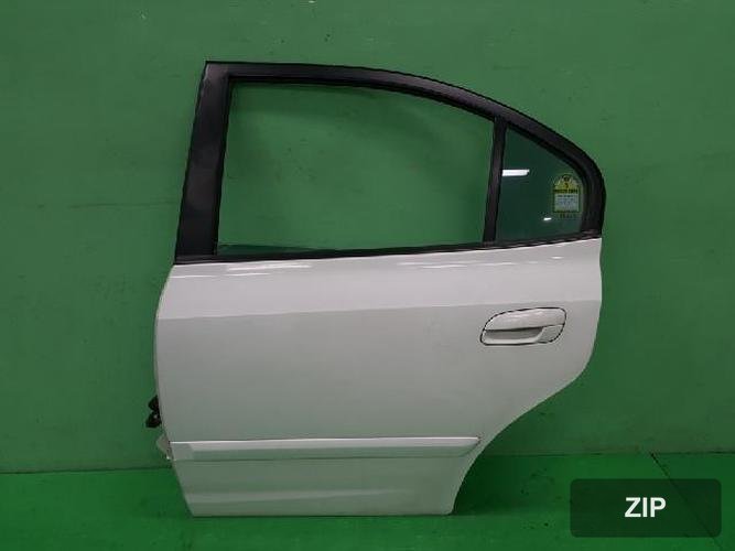 Hyundai Avante 2003 — задняя дверь левая 770032D040