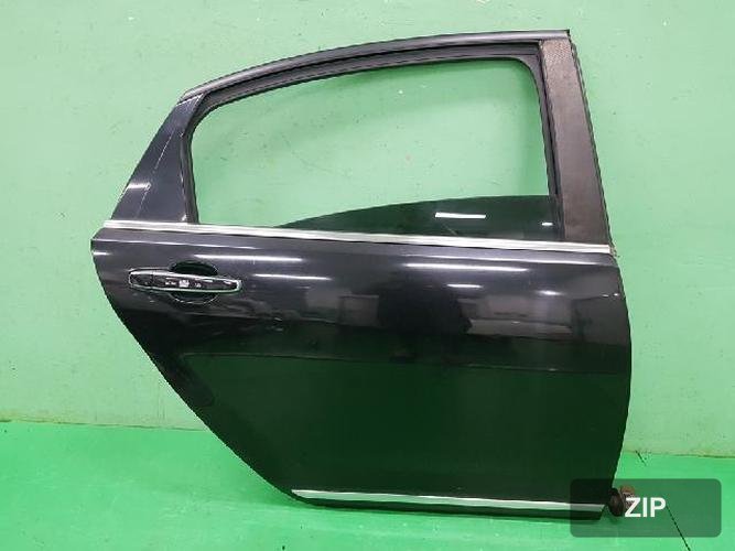 GM Daewoo Veritas 2010 — дверь задняя правая