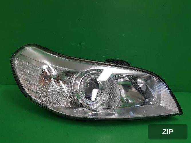 GM Daewoo Tosca 2010 — фара правая