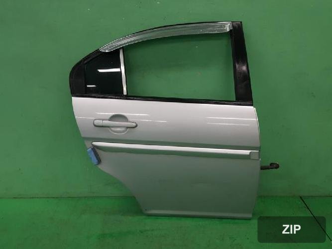 Hyundai Verna 2009 — дверь задняя правая 770041E000