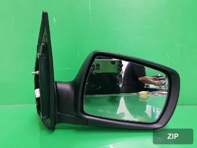 Kia Carnival 2010 — боковое зеркало правое 87620 4D0139B