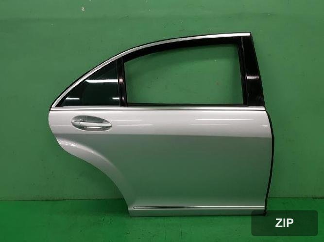 Mercedes-Benz S-Class 2008 — дверь задняя правая