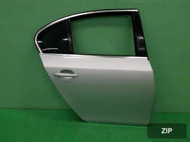 BMW 5 Series 2009 — задняя дверь правая