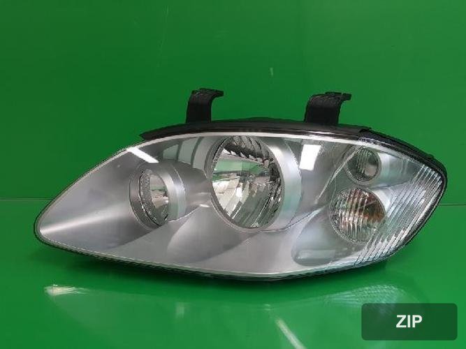 KG Mobility Rodius 2011 — фара левая