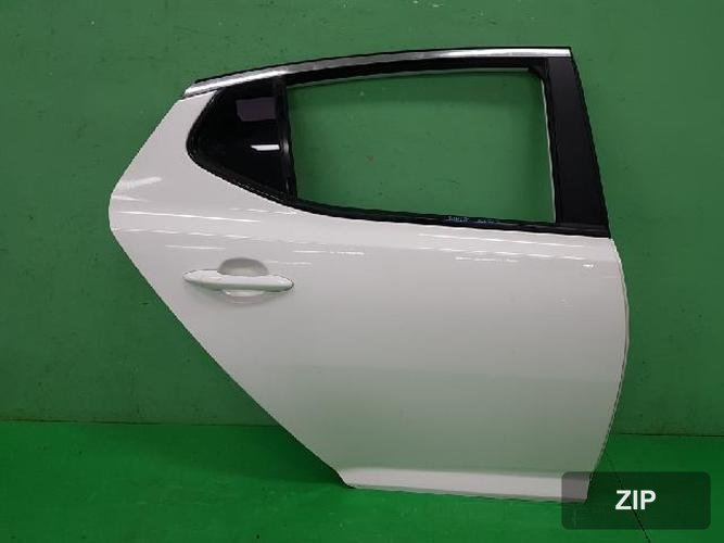 Kia K5 2015 — дверь задняя правая 770042T000