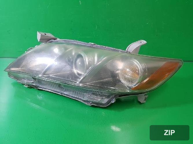 Toyota Camry 2007 — фара левая