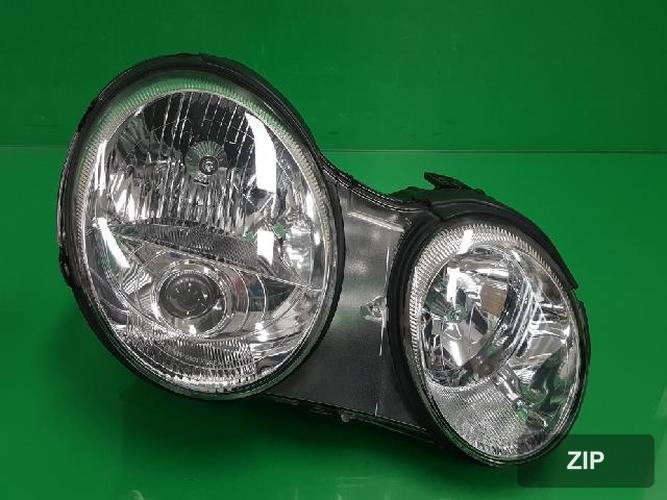 Kia Opirus 2003 — фара правая 921023F100
