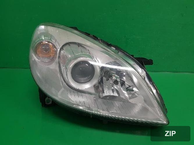 Mercedes-Benz B-Class 2009 — фара правая A1698207861