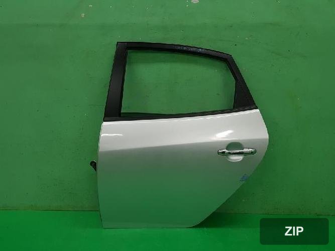 Hyundai Avante 2008 — дверь задняя левая 770032H010
