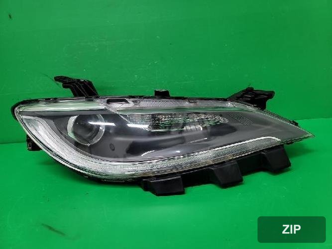 Chrysler 200 2015 — фара правая 68110248AE