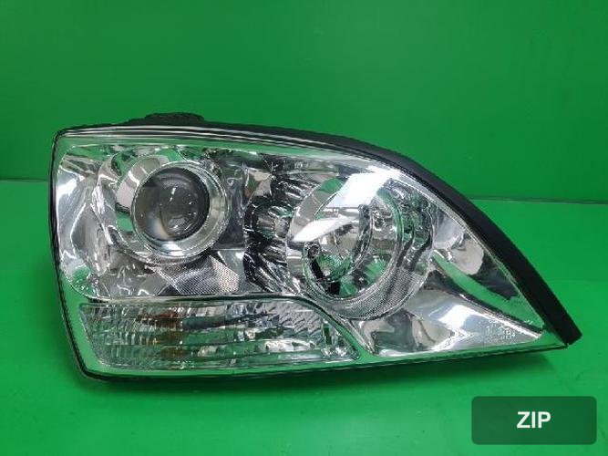 Kia Sorento 2008 — фара правая 921023E601