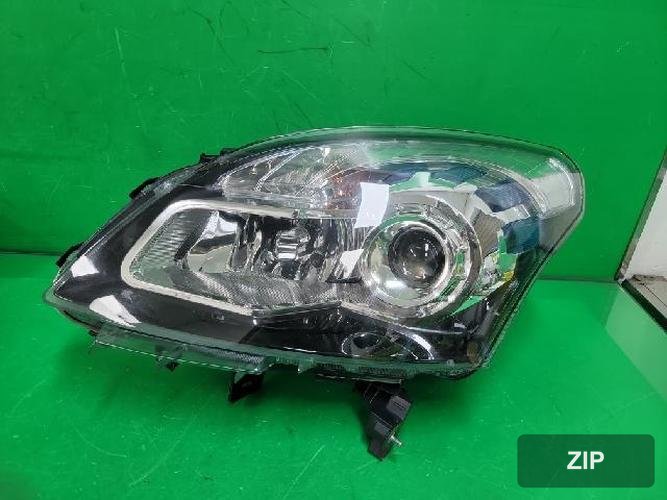 Renault QM5 2011 — фара левая HID 260600122R