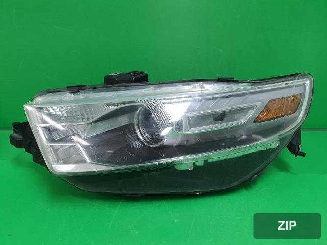 Ford Taurus 2013 — фара левая DG13 13006 AE