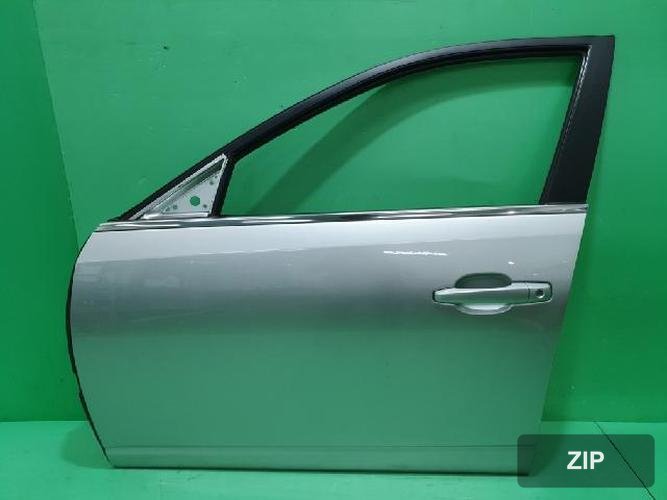 Cadillac CTS 2008 — передняя дверь левая