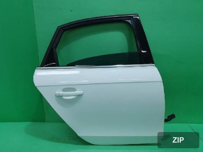 Audi A4 2009 — дверь задняя правая