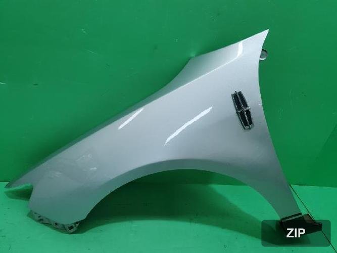 Ford MKZ 2010 — крыло левое