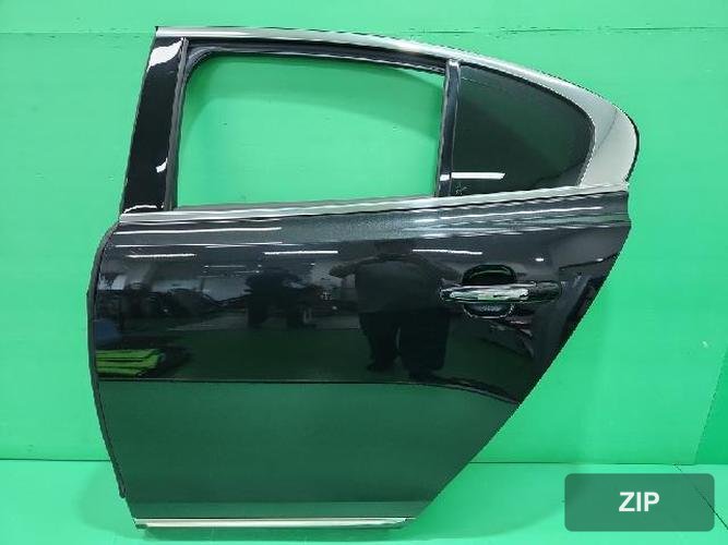 Ford MKS 2015 — дверь задняя левая