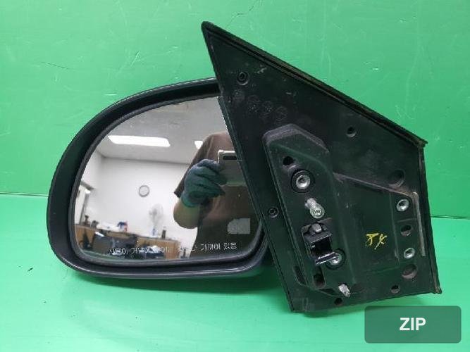 KG Mobility Korando 2012 — зеркало левое