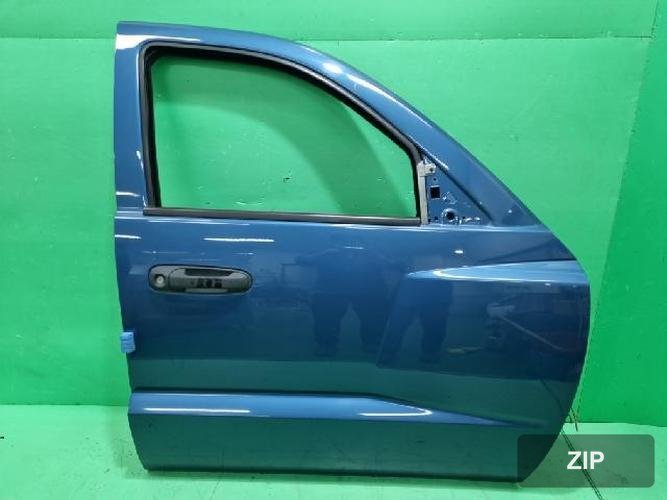 Dodge Dakota 2005 — передняя дверь правая