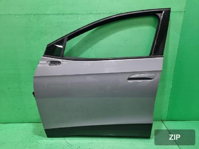 Volkswagen ID.4 2025 — передняя дверь левая