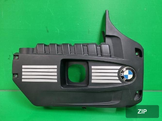 BMW X-Series 2010 — крышка двигателя