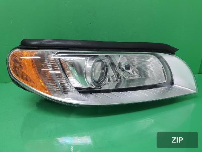 Volvo S80 2007 — фара правая 31353533