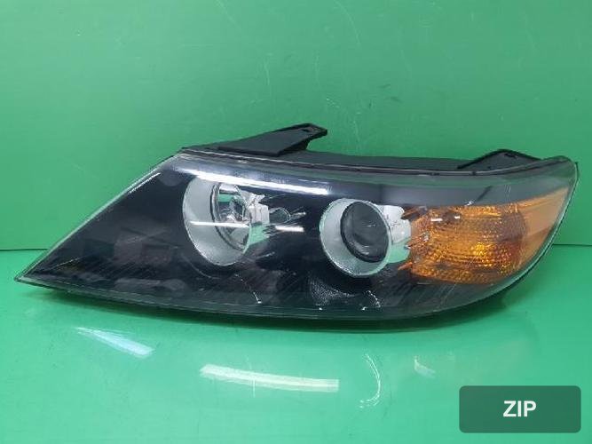 Kia Sorento 2012 — фара левая 92101 2P050