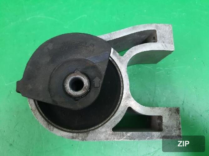 Hyundai Nexo 2023 — опора двигателя