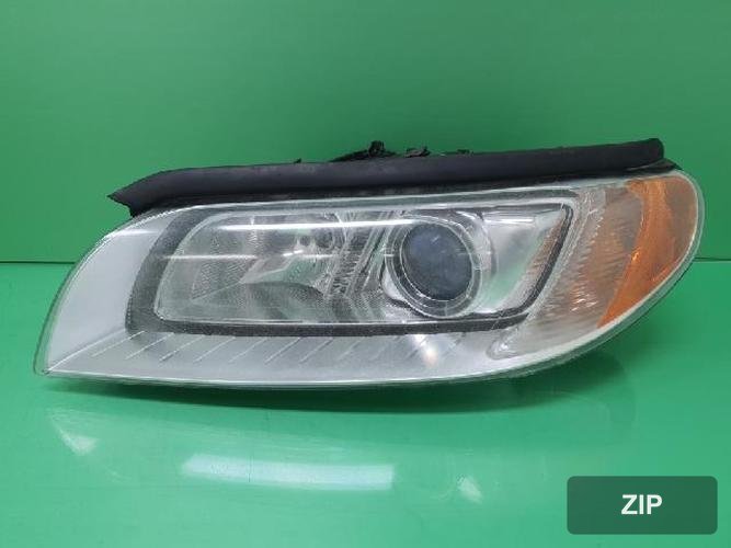 Volvo S80 2013 — фара левая 31353532