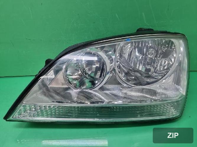 Kia Sorento 2003 — фара левая