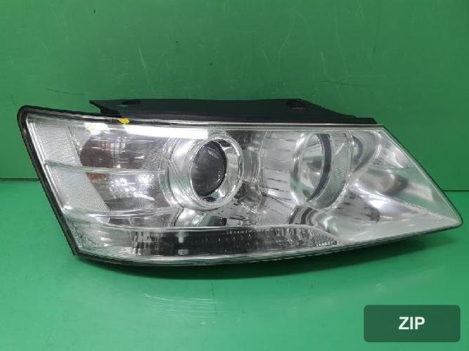 Hyundai Sonata 2008 — фара головного света правая