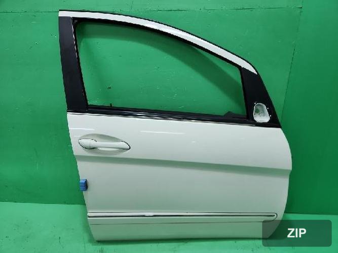 Mercedes-Benz B-Class 2011 — передняя дверь правая