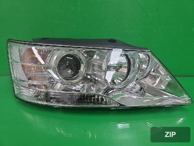 Hyundai Sonata 2009 — фара правая