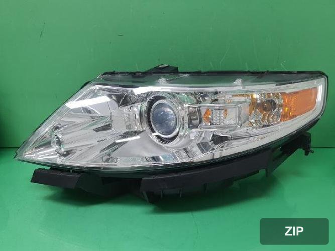 Ford MKS 2011 — фара левая