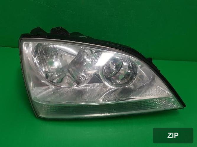 Renault SM7 2006 — фара правая 921023E000
