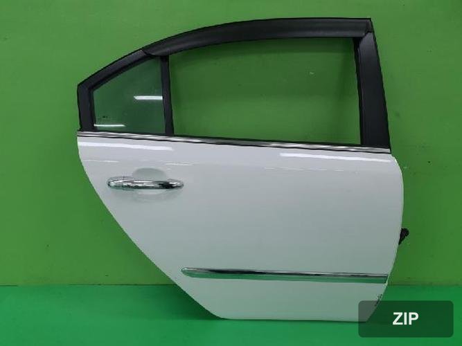 Kia Lotze 2006 — дверь задняя правая 770042G000